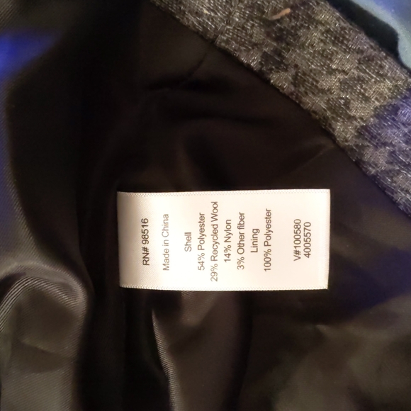 Coldwater creek short jacket size 8 - Picture 10 of 14